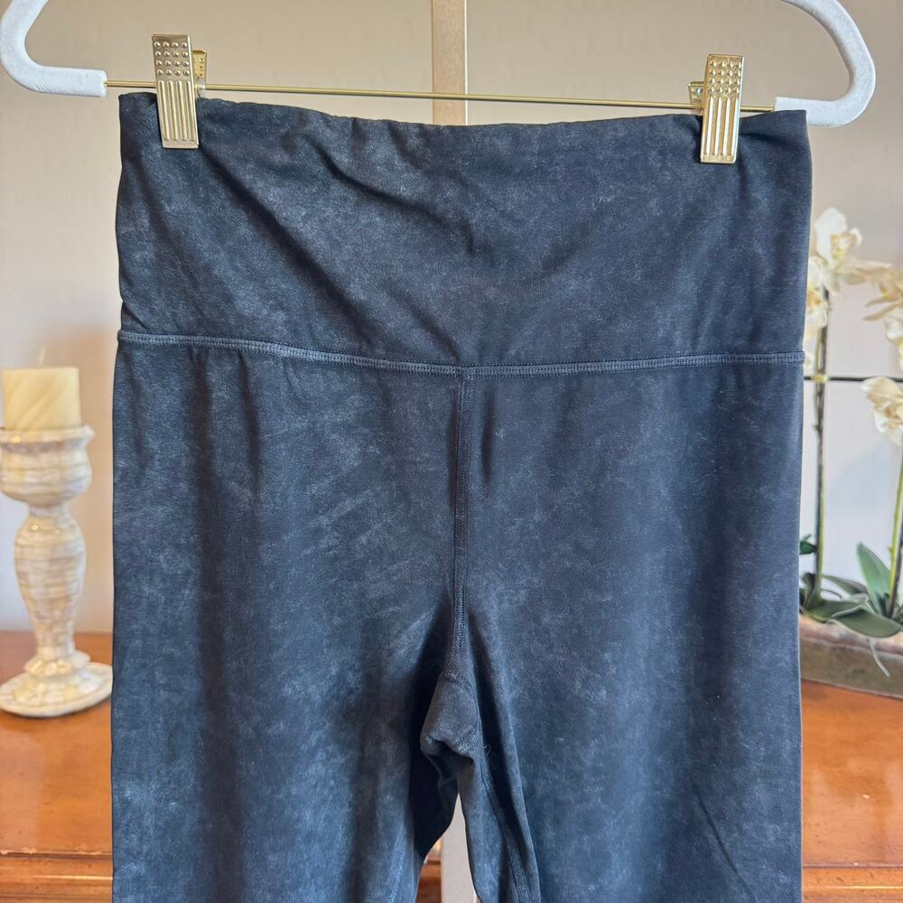 Athleta Elation Garment Dye 7/8 Tight Black Size Small - Picture 3 of 6